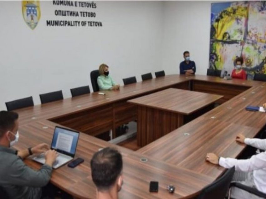 Kërkohet shtyrja e fillimit të mësimit për tre javë në Tetovë