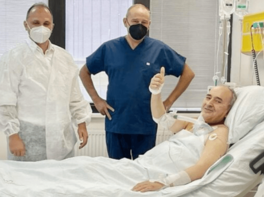 Ministri i Shëndetësisë viziton pacientin që iu transplantua zemra