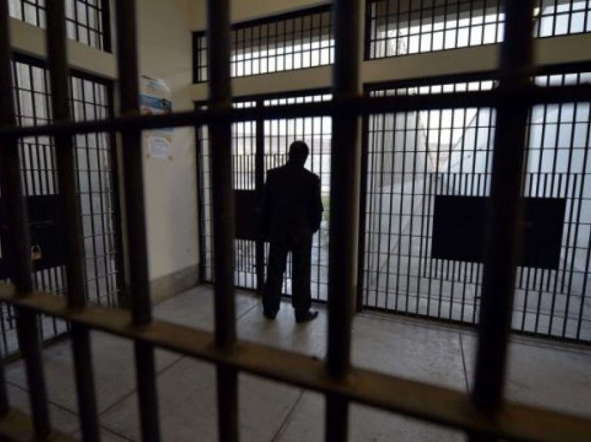 Për shkak të pandemisë, SHKK ndalon vizitat familjare për të burgosurit