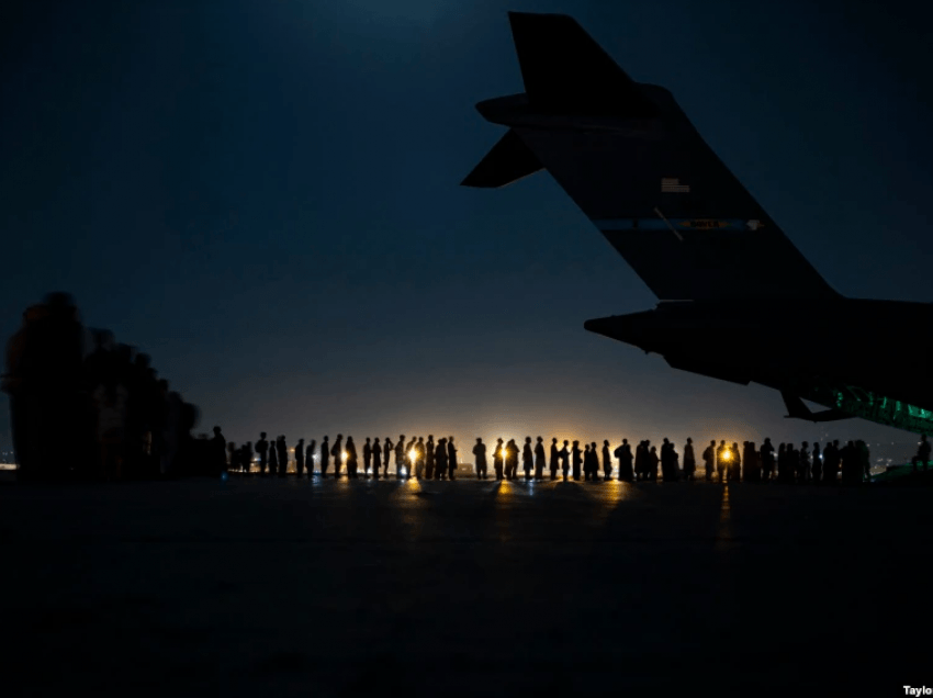 Përfundon tërheqja amerikane nga Afganistani