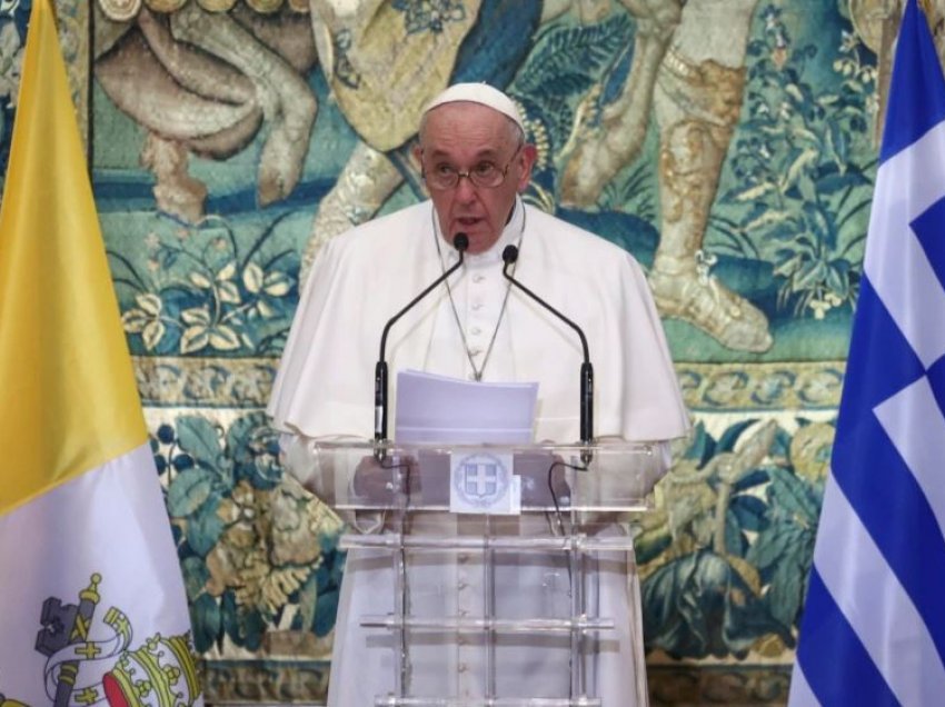 Papa Françesku paralajmëron për kërcënimin nga populizmi