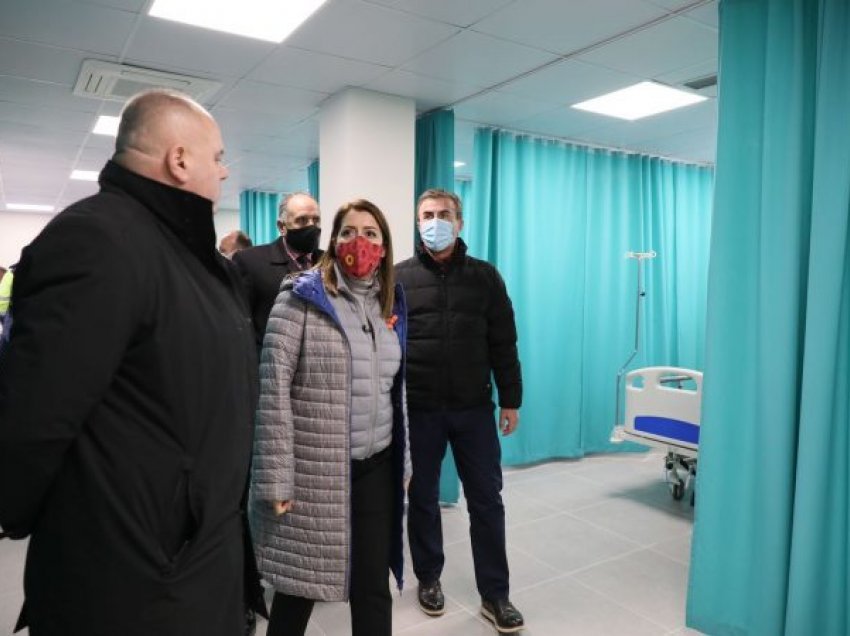 Manastirliu inspekton punimet në spitalin Rajonal Kukës