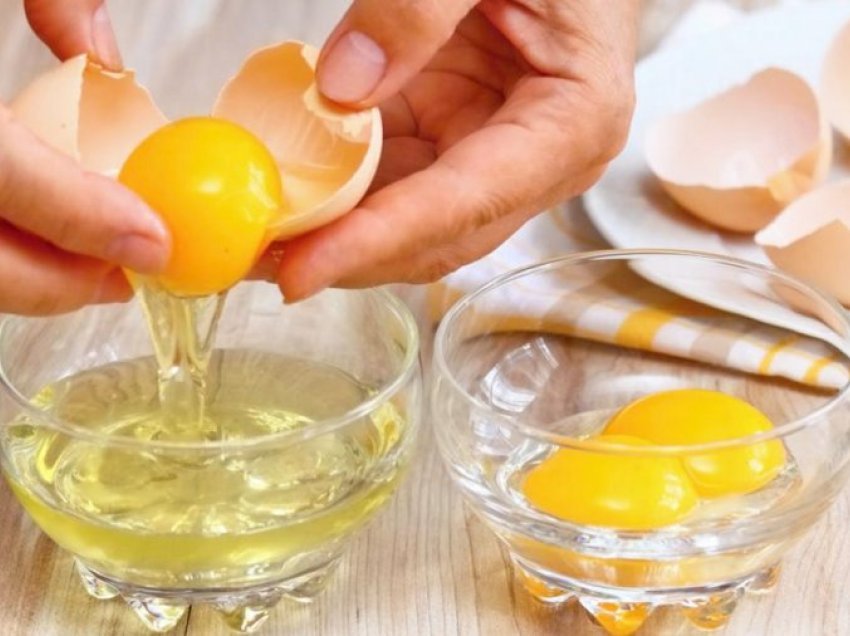 Pse nuk duhet ta hani të verdhën e vezës veç nga e bardha
