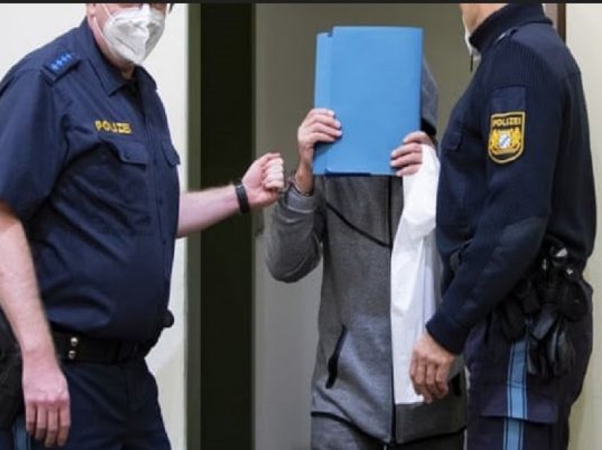 Kastroi burrat me kërkesën e tyre, dënohet me 8 vjet e gjysmë burg elektricisti në Gjermani