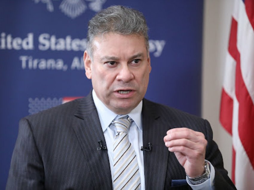Zyrtari i lartë amerikan plas “bombën”, nxjerr informacione të reja për Sali Berishën