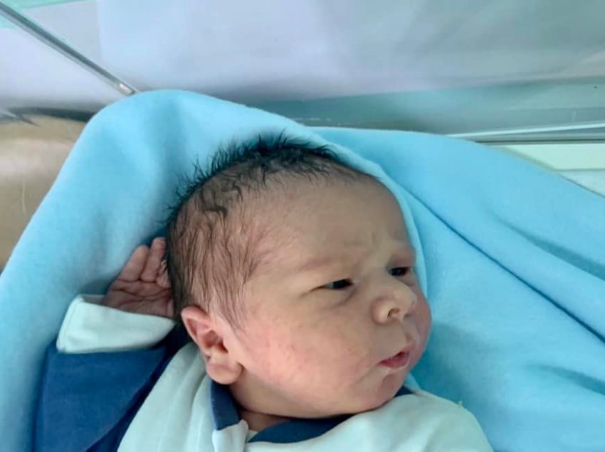 Në Shqipëri lind bebja e 40 mijë për vitin 2021