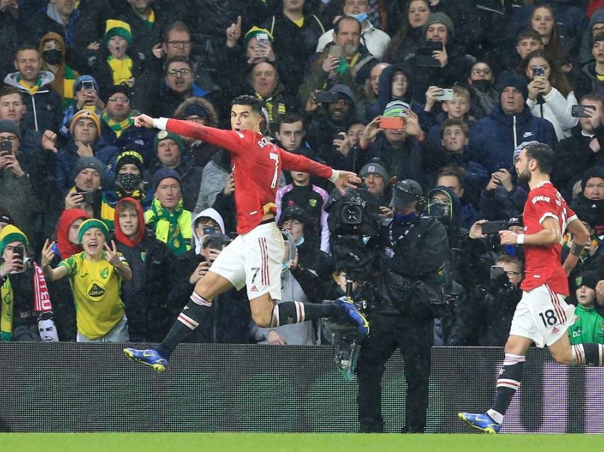 Ronaldo shënon nga penalltia për fitoren e Manchester Utd