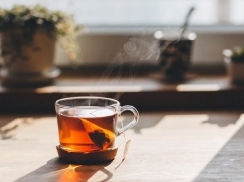 Një filxhan çaj i gjelbër ngadalëson inflamacionin