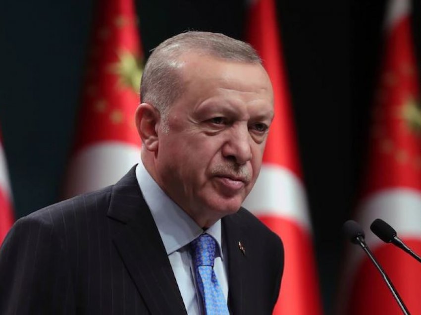 I pangopuri: Sundimi i Erdoganit nuk ka qenë kurrë aq i kërcënuar sa tani