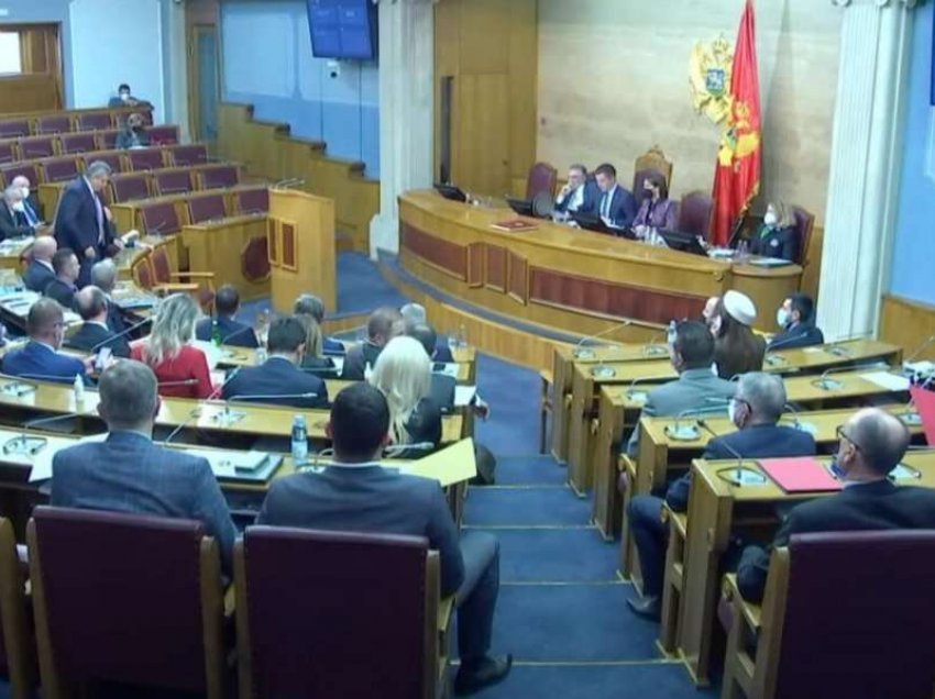 Opozita në Mal të Zi tërhiqet nga iniciativa për rrëzim të qeverisë
