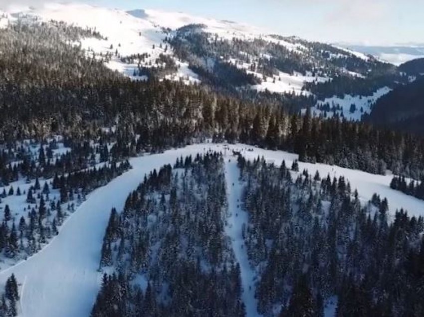 Bosnja lehtëson masat për skiatorët në vendpushimet turistike