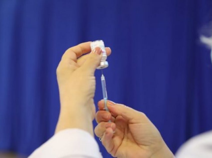 Më pak se 2 mijë e 500 vaksina Anti-COVID u administruan dje në Kosovë
