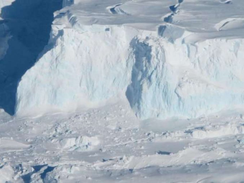 Shkencëtarët të tronditur për akullnajën gjigante