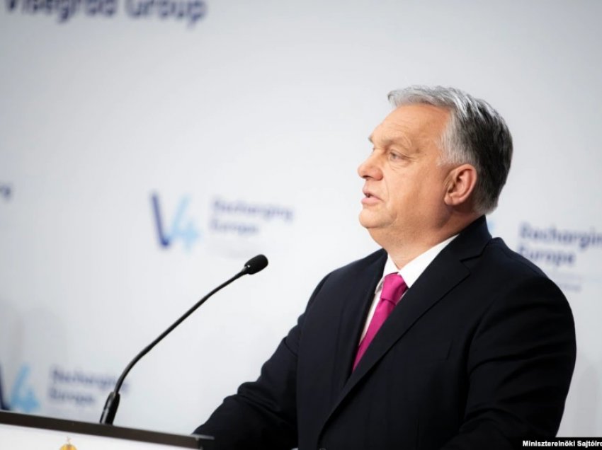 Orban thotë se nuk do ta ndryshojë politikën ndaj migrantëve  