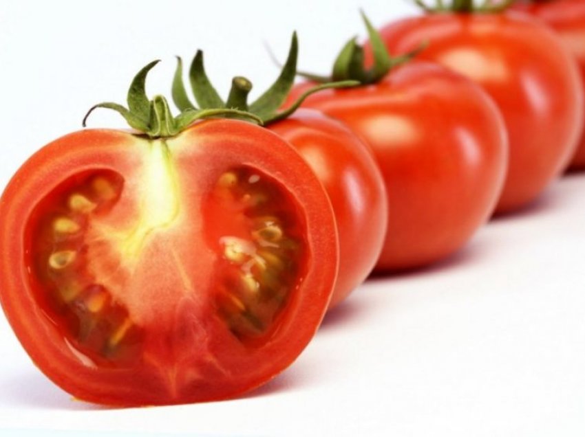 Mos hani kurrë domate nëse vuani nga këto probleme shëndetësore