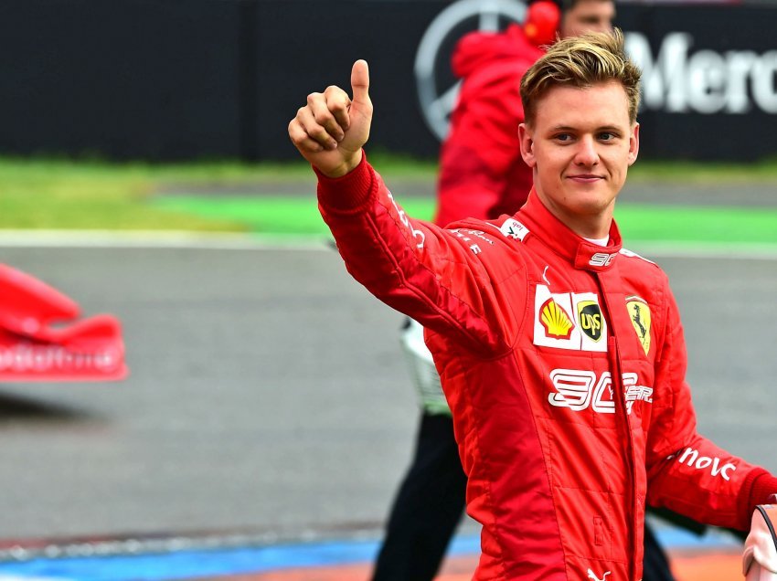 Schumacher pilot rezervë te Ferrarit