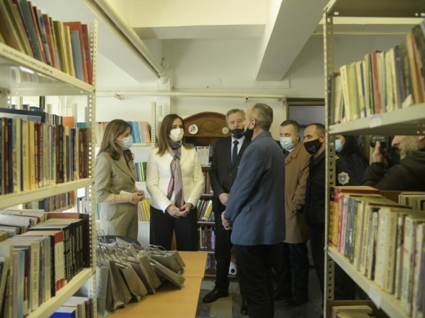 Ministret Haxhiu dhe Nagavci vizituan Qendrën Korrektuese për të Mitur në Lipjan