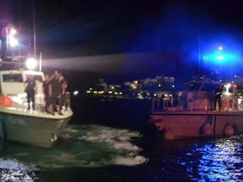 Tragjedi e re në Egje, mbytet anija me 80 klandestinë