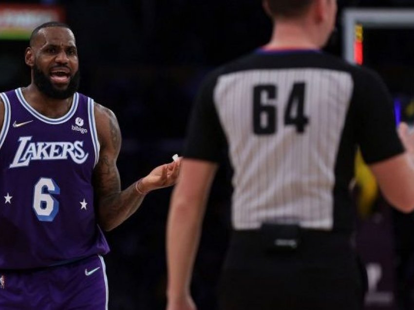 Lakers pësojnë humbje të thellë nga San Antonio Spurs
