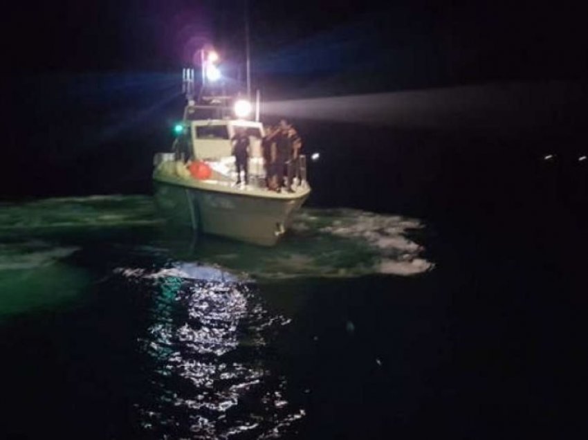 Tragjedi në brigjet greke, mbytet anija me 80 emigrantë në bord, të paktën 6 viktima