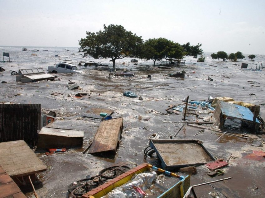 Cunami që vrau 250 mijë njerëz