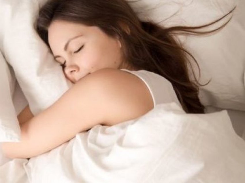 Sa më shumë flemë, aq më shumë harrojmë: Si e pastron truri informacionin?