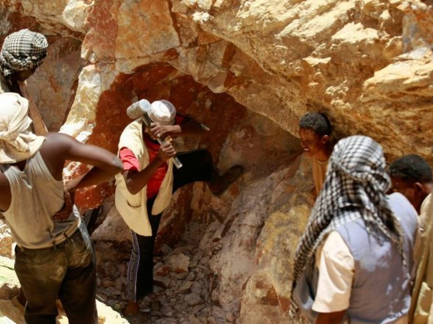Të paktën 31 të vdekur nga shembja e një miniere ari në Sudan