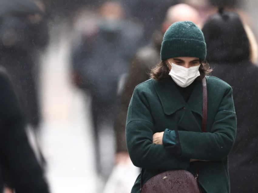 Franca ashpërson masat për luftim të pandemisë