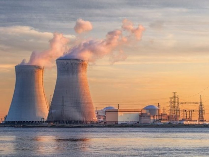 Gjermania do të mbyllë nesër tre termocentrale të tjera bërthamore