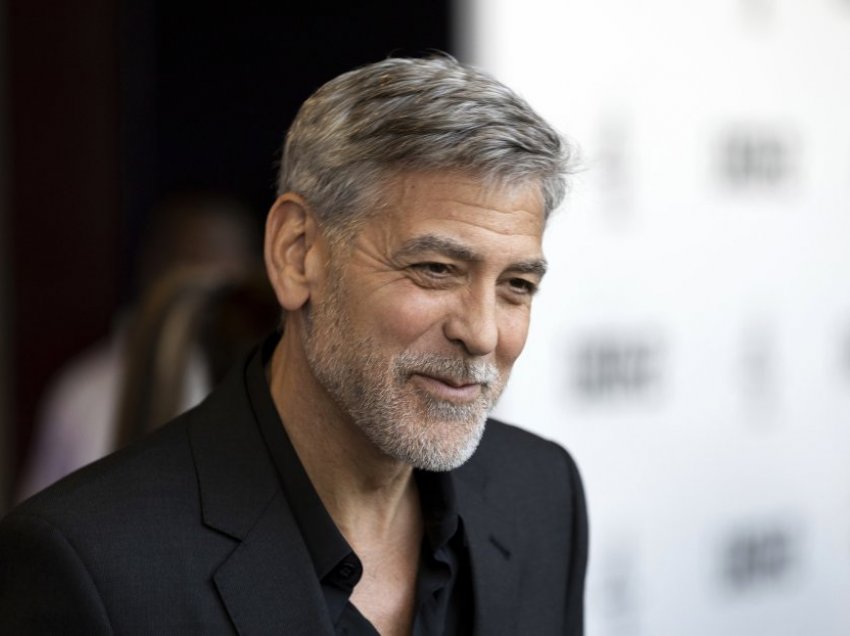 George Clooney thotë se po merret me lavanderi dhe përgatitje ushqimi këto ditë