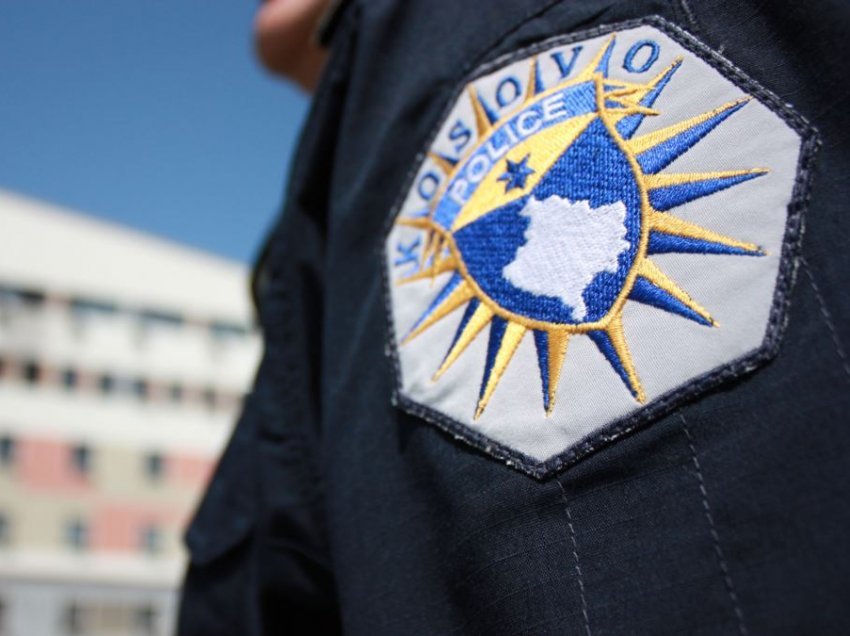 Dyshohet se ofruan shërbime seksuale me pagesë, arrestohen tre persona në Fushë Kosovë