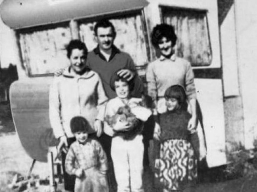 U zhdukën pa gjurmë 50 vite më parë, policia australiane edhe sot i kërkon tre fëmijët dhe pranon telefonata lidhur me “vendndodhjen” e tyre