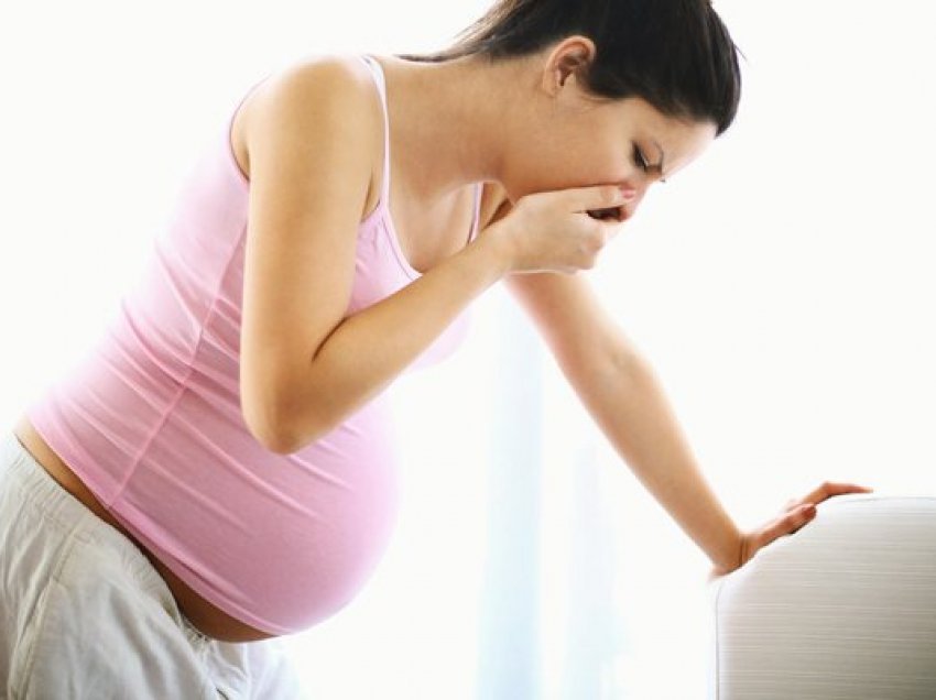 Të vjellat e mëngjesit, pse 50% e grave shtatzëna përballen me to gjatë 3-mujorit të parë