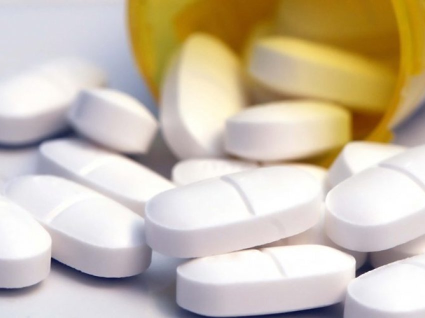 A duhet t’i ndani tabletat e ilaçeve? – Këshilla dhe rekomandime