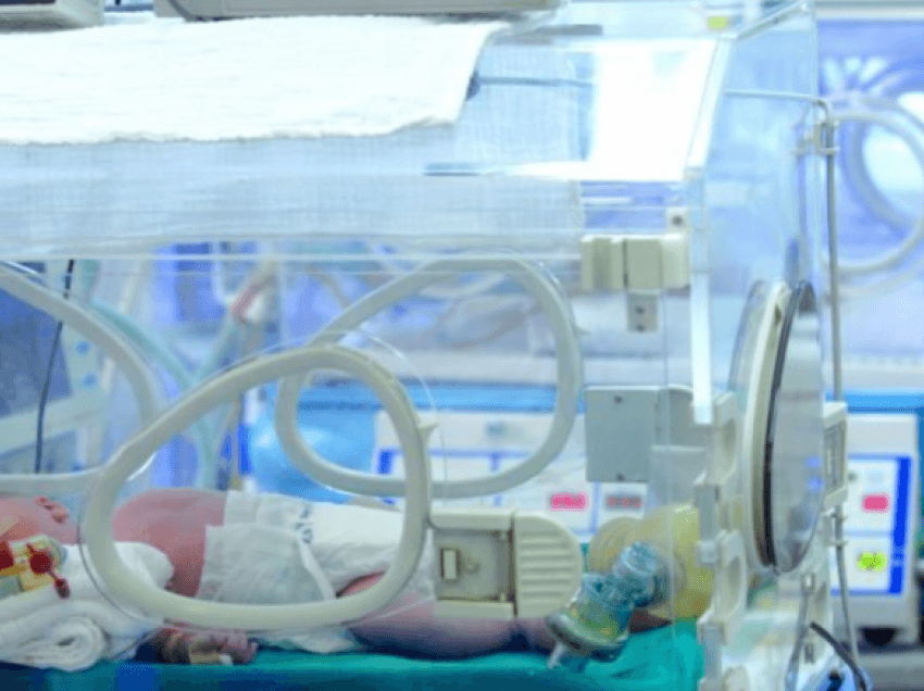 Manastir, një gjinekologe e papunësuar ka kryer ndërhyrje cezariane në lindjen e një foshnje