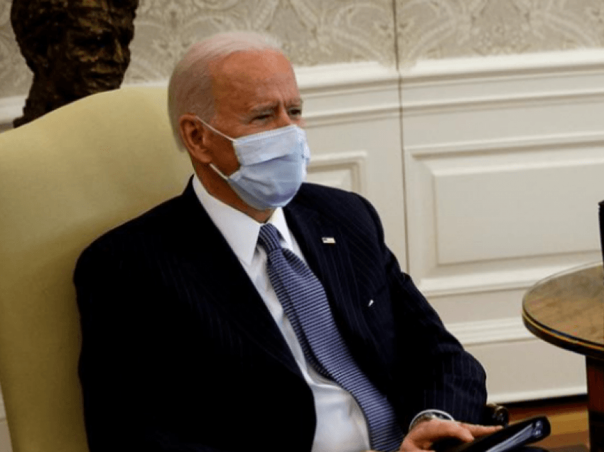 Joe Biden beson se tani është koha që mësuesit të vaksinohen