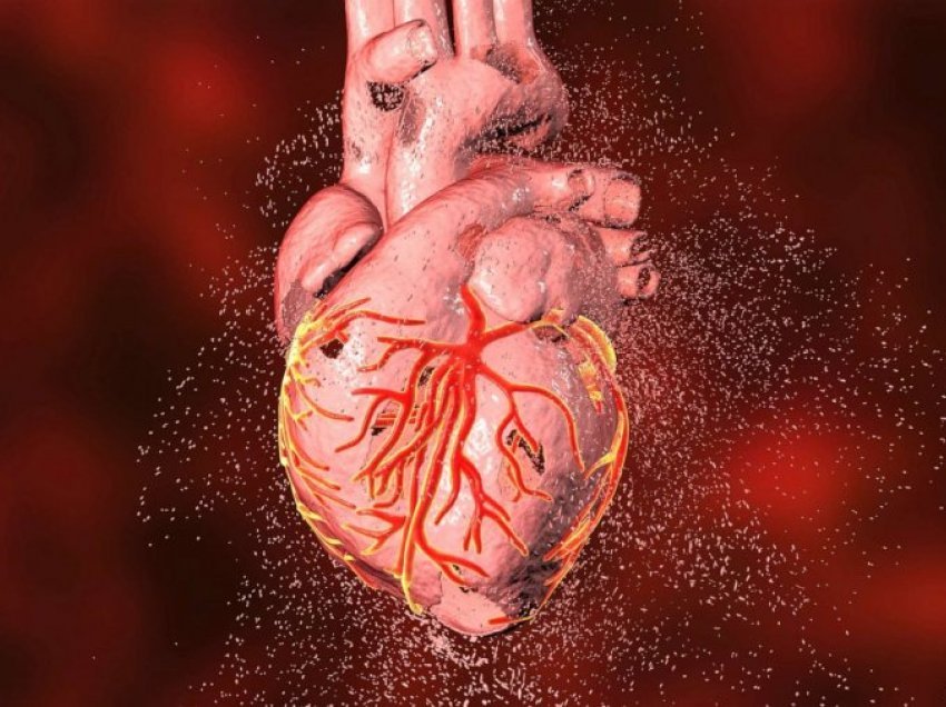 COVID-19 shkakton telashe edhe në zemër, mjekët i përmendin simptomat