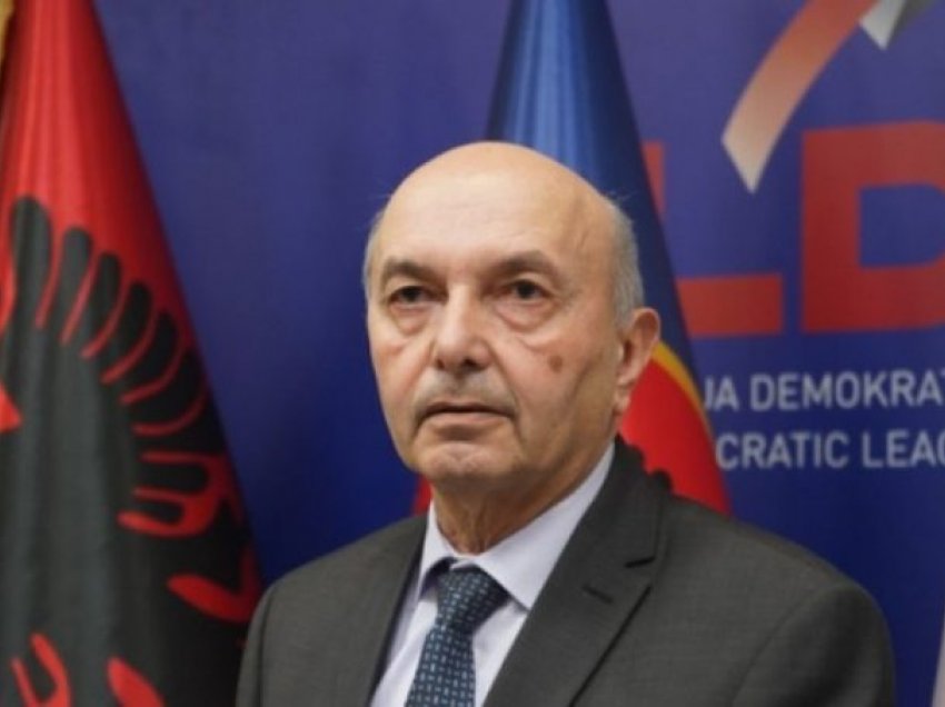 Naser Rugova përsëri thumbon Isa Mustafën, përmend tre emra për kryetar të LDK-së