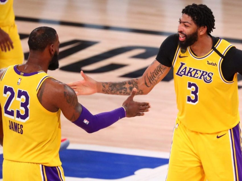 Lakers marrin lajmin e keq