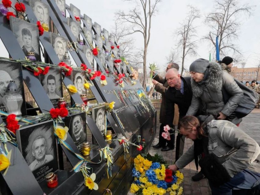Një nga ditët më të errëta të Ukrainës nuk po mbaron ende