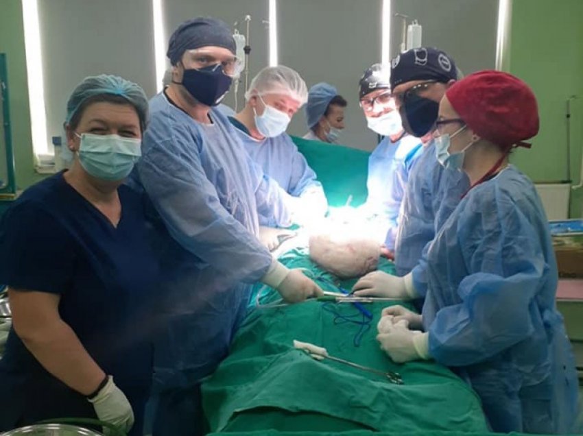 Operacion i rrallë kryhet në Spitalin e Mitrovicës