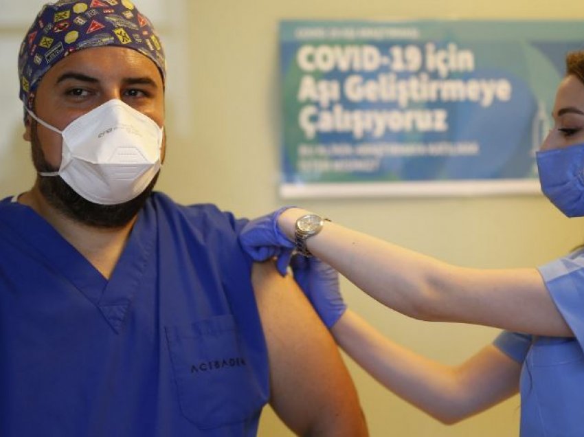 Mbi 5 milion njerëz kanë marrë dozën e parë të vaksinës kineze në Turqi