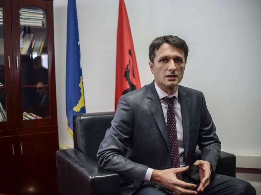 Murati tregon kushtet që duhen plotësuar për bashkimin Kosovë – Shqipëri
