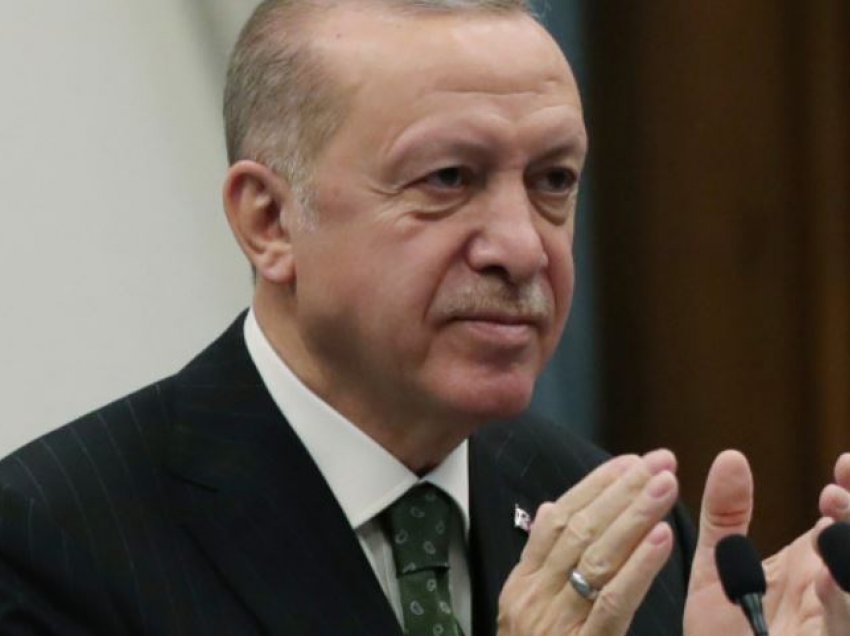 Erdogan: Kufizimet e Covid-19 do të hiqen gradualisht