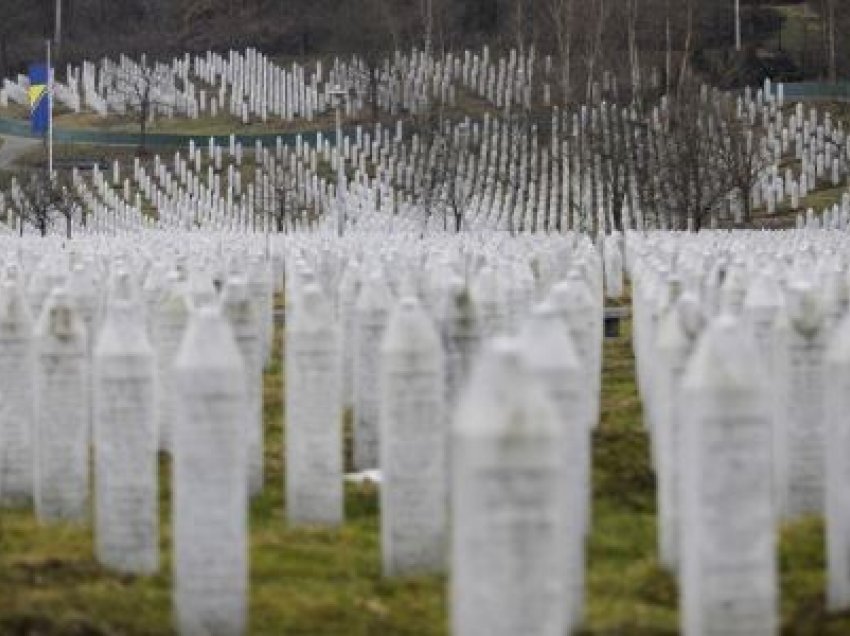 “Quo Vadis, Aida?”: Të mbijetuarit e Srebrenicës më në fund rrëfejnë historitë e tyre 