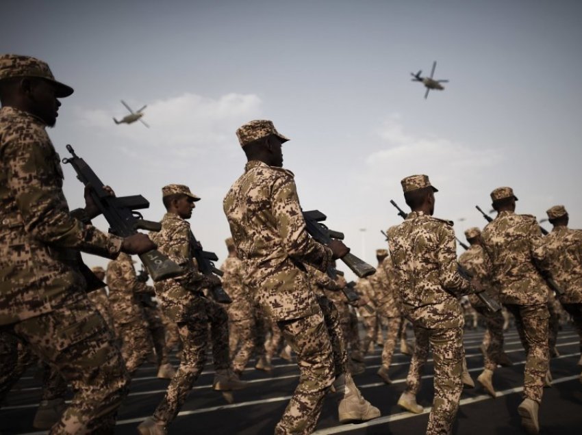 Arabia Saudite planifikon të investojë mbi 20 miliardë dollarë në ushtri