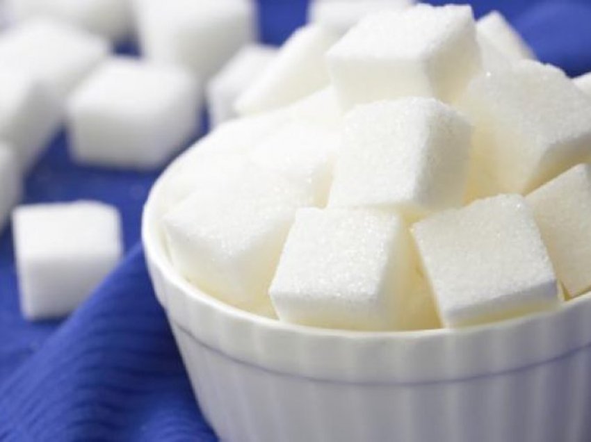 Tri këshillat që ndikojnë në uljen e sheqerit në organizëm