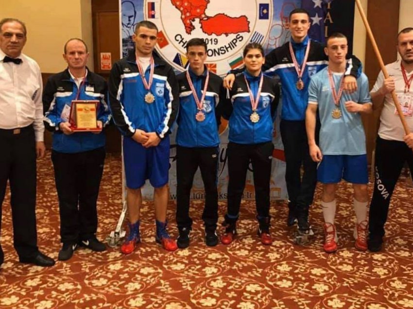 Kosova me pesë boksierë në turneun e madh në Bullgari