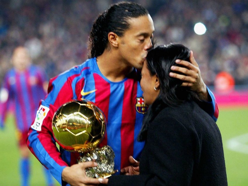 Dhimbje e madhe për Ronaldinhon, Covid-19 i merr jetën njeriut të dashur 