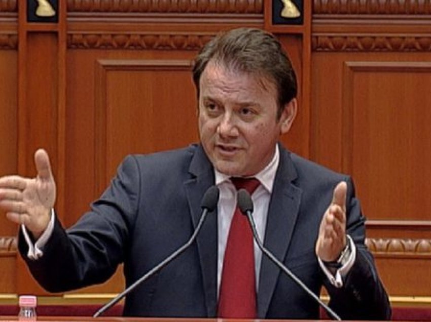 Trondit Ralf Gjoni në parlament: Do të ketë vrasje mafioze politike si në Siçili, mbajeni mend
